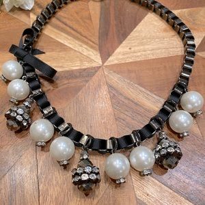 Beautiful ribbon and pearl statement necklace